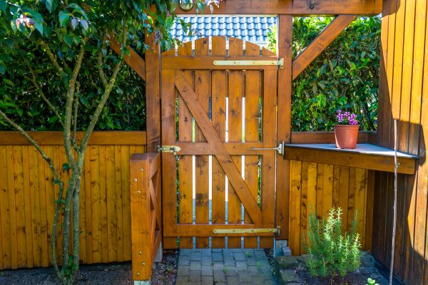 Wood Gate Repair in Fairfield