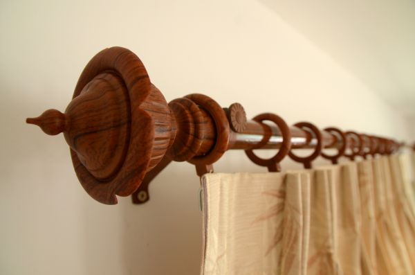 Curtain Rod Mounting in Fairfield