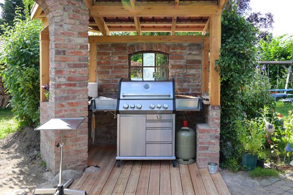 Propane Grill Assembly in Fairfield