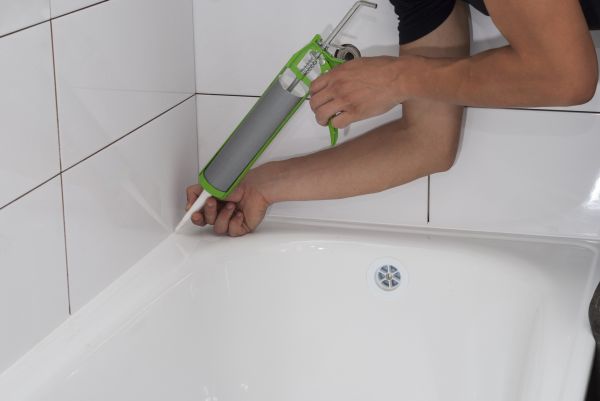 Tub Recaulking in Fairfield